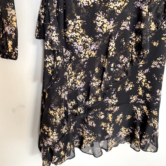 SOLD | Design Lab Lord & Taylor Floral Dress | Size Small - Picture 6 of 7